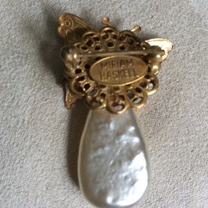 Miriam Haskell Jewelry - Vintage Miriam Haskell Butterfly Pin Miriam Haskell Jewelry - Vintage Miriam Haskell Butterfly Pin